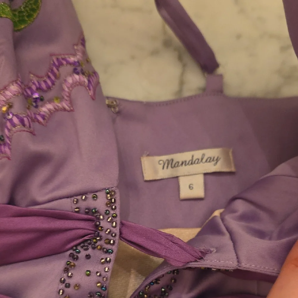Purple Strappy Embroidered Tank Top - Picture 2 of 3